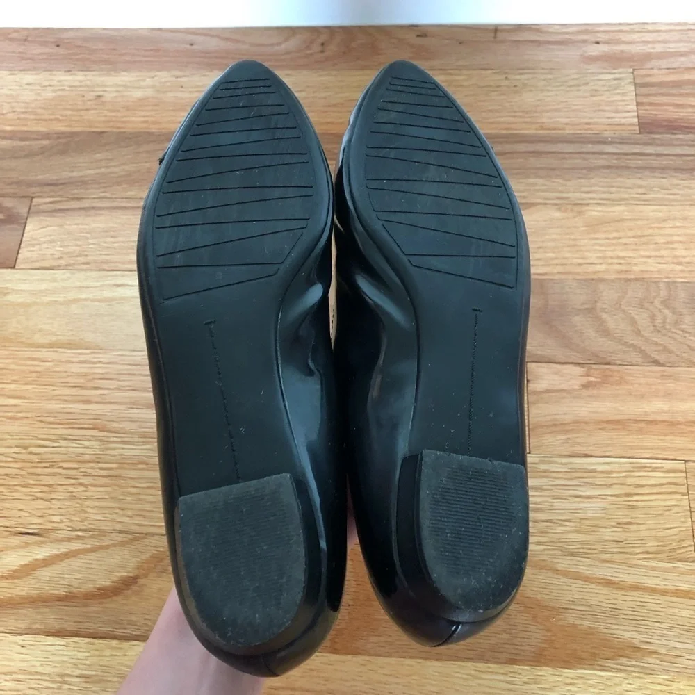 Neiman Marcus Flats Black Leather Pointed Toe 7.5 - Picture 6 of 9